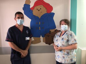 The role of a play specialist in emergency care