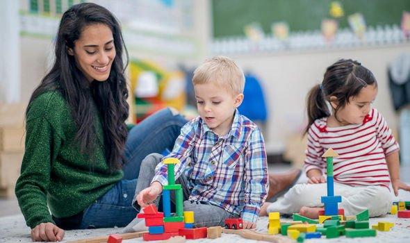 Childminders open 2462479