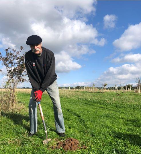 Volunteer prepares new memorial
